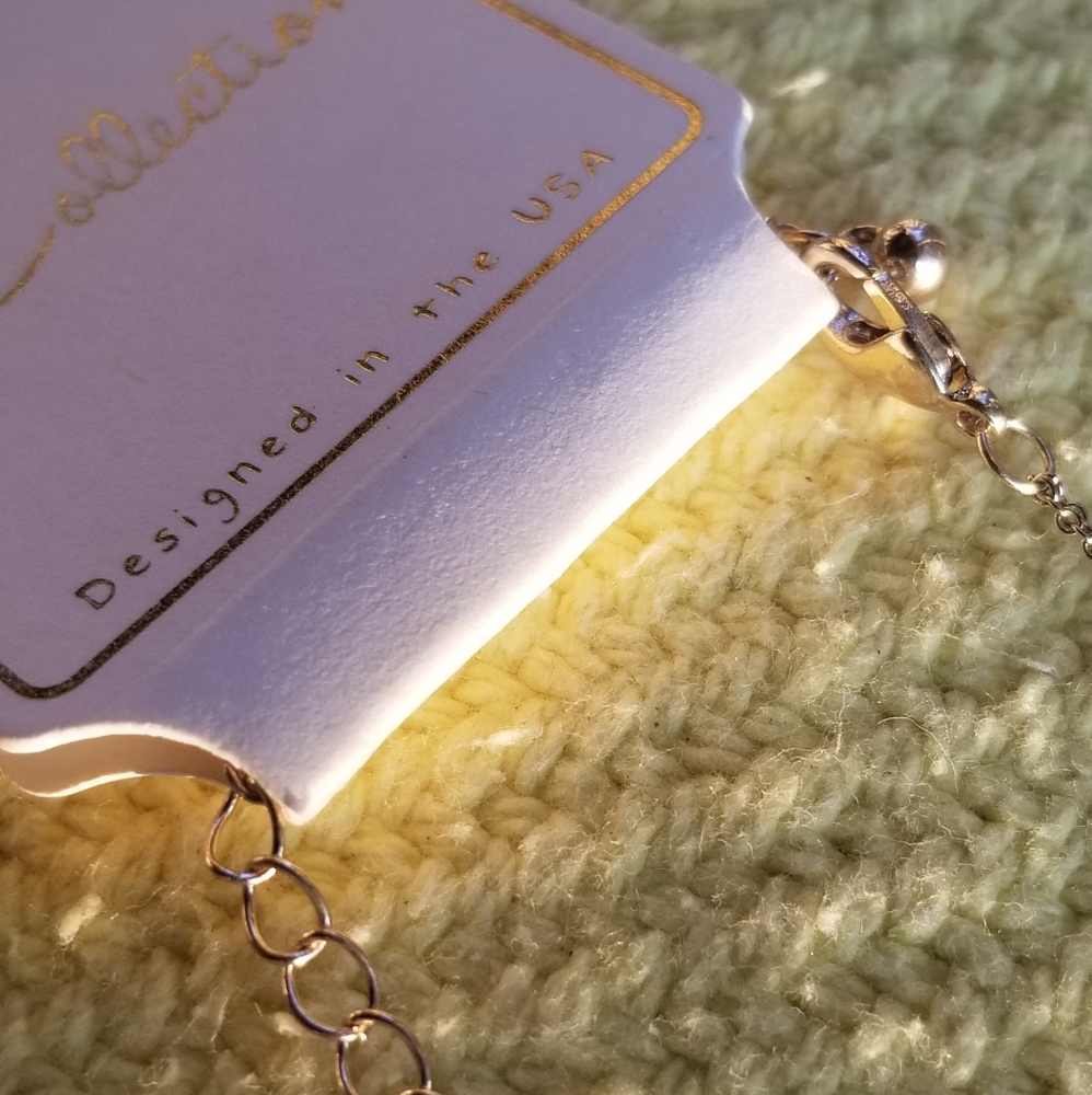 Starry Skies Goldtone Necklace with Silvertone Stars - Picture 3 of 6